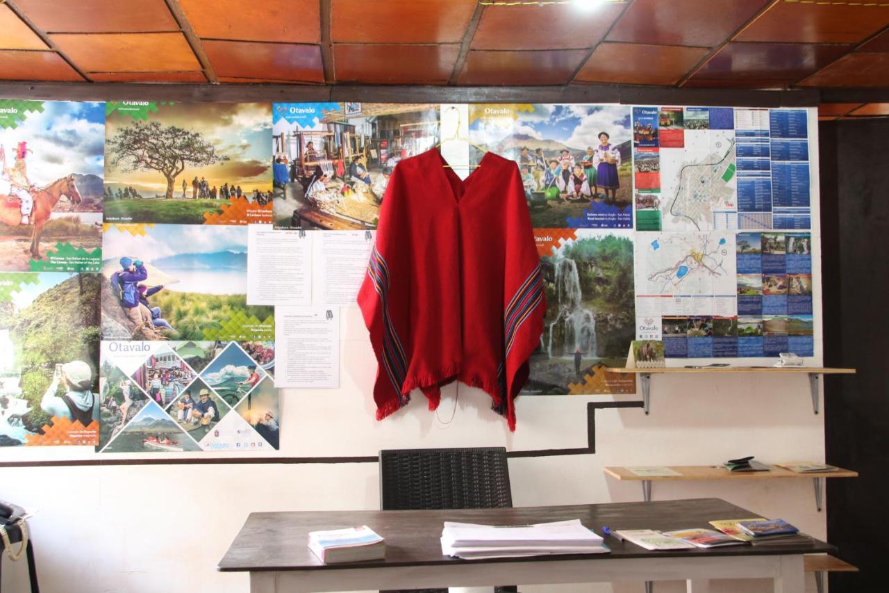 Hospedaje Los Ponchos オタバロ エクステリア 写真